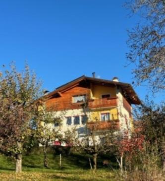 Casa Vacanze A Romeno Exterior foto